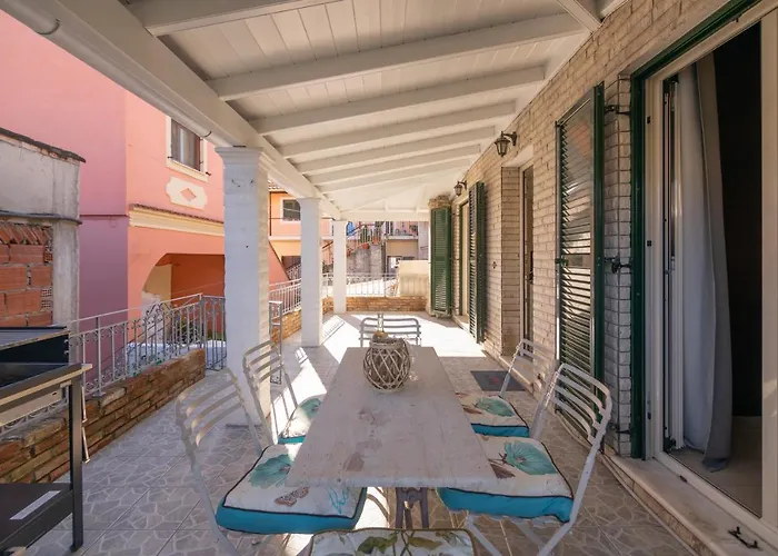 Chora House